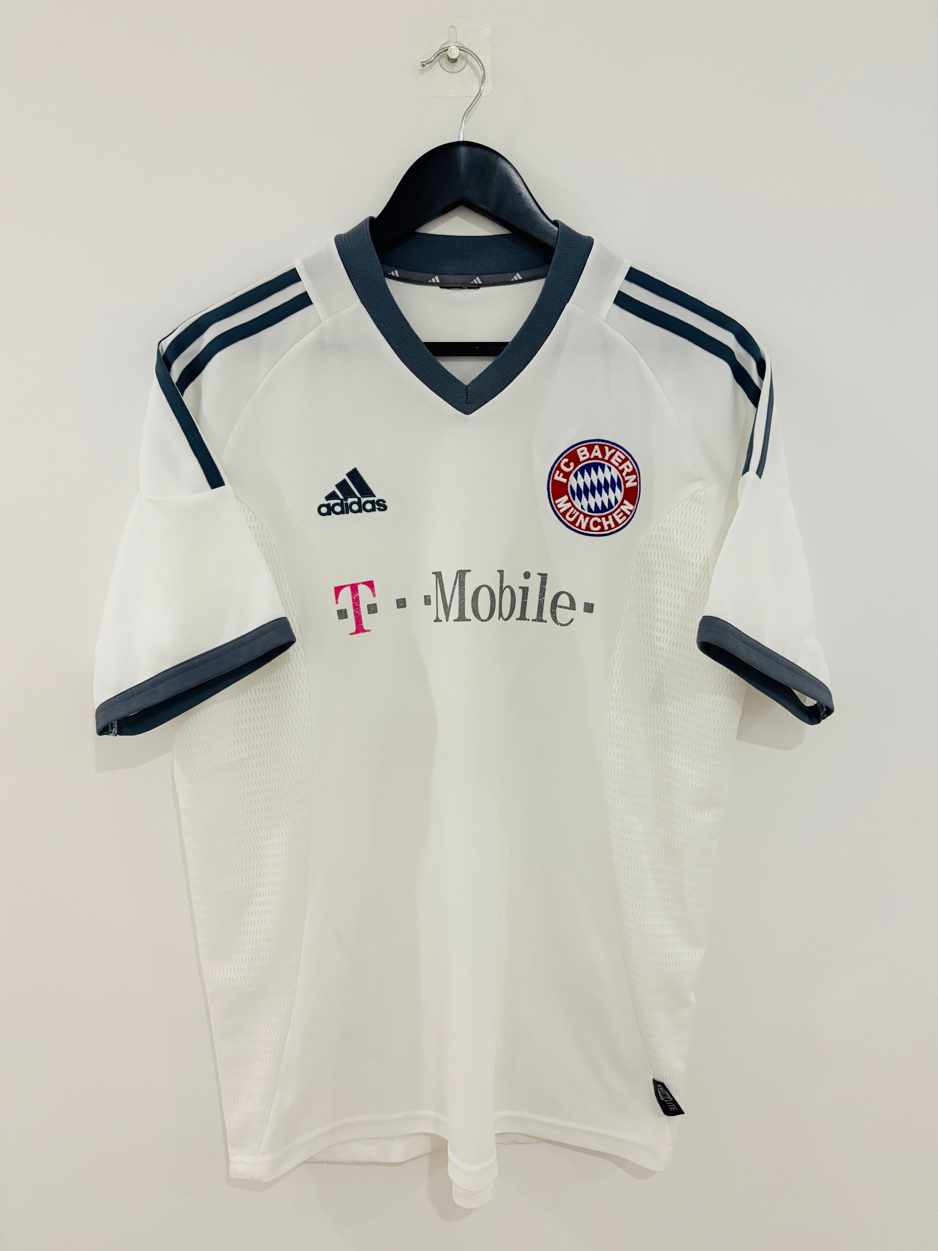 FC Bayern München Auswärts Trikot 2002/2003 M #11 Ze Roberto