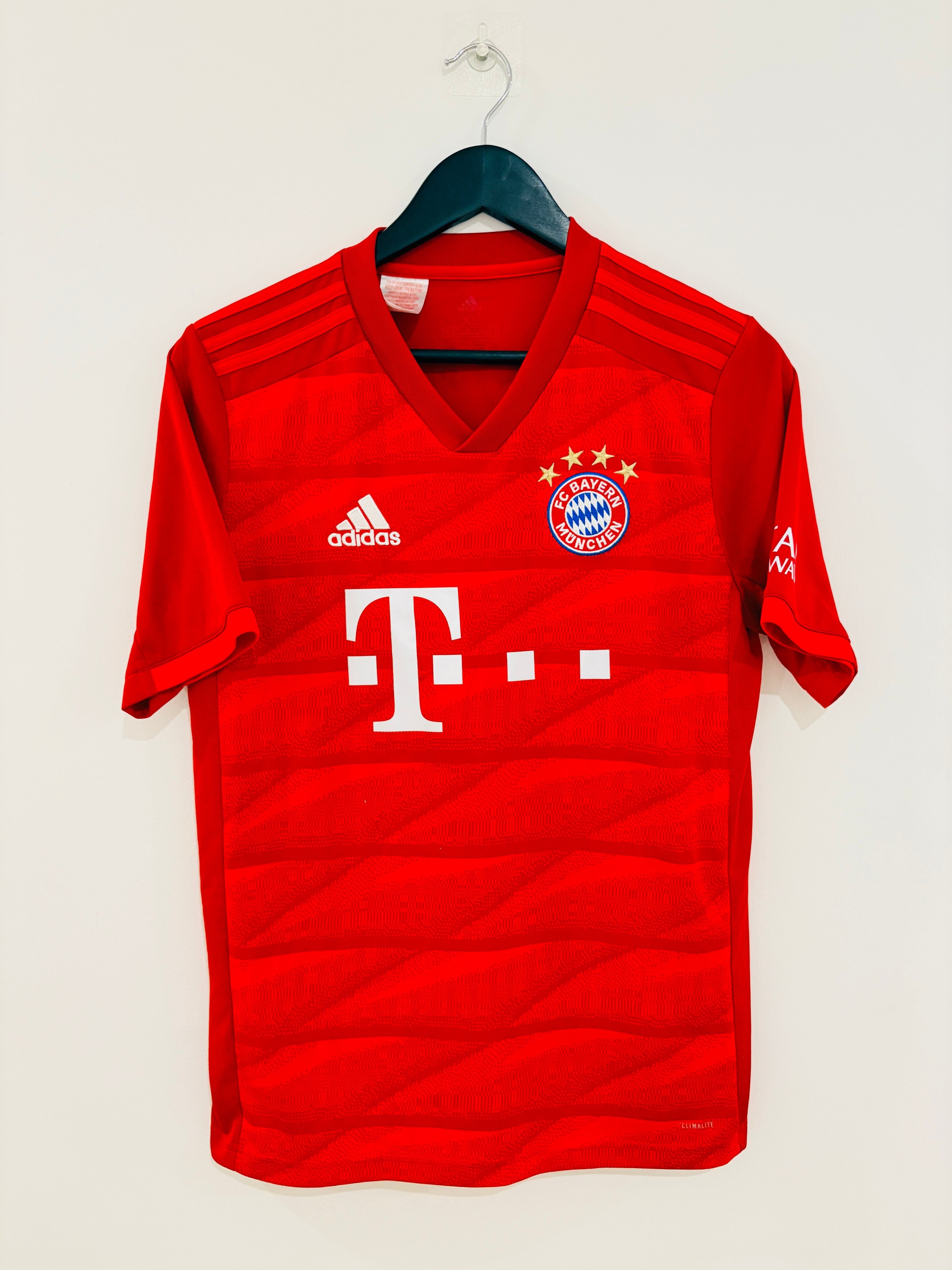 FC Bayern München Trikot 2019/2020 S #22 Serge Gnabry