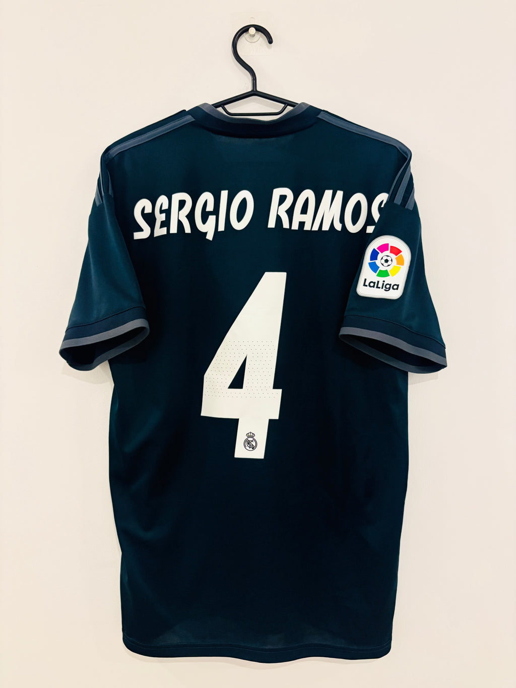 Real Madrid Auswärts Trikot 2018/2019 M #4 Sergio Ramos