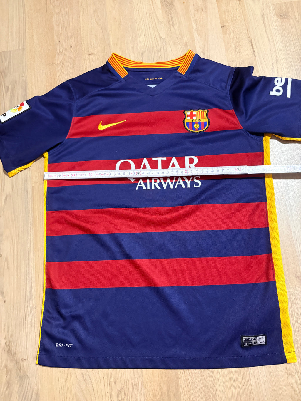 FC Barcelona Jersey 2015/2016 S #8 Andres Iniesta
