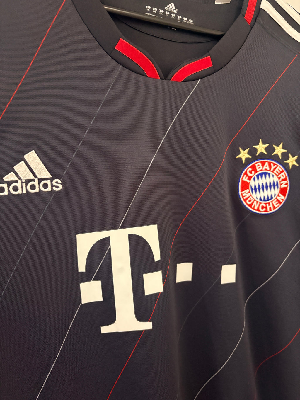 FC Bayern München Auswärts Trikot 2010/2011 XXL #31 Bastian Schweinsteiger