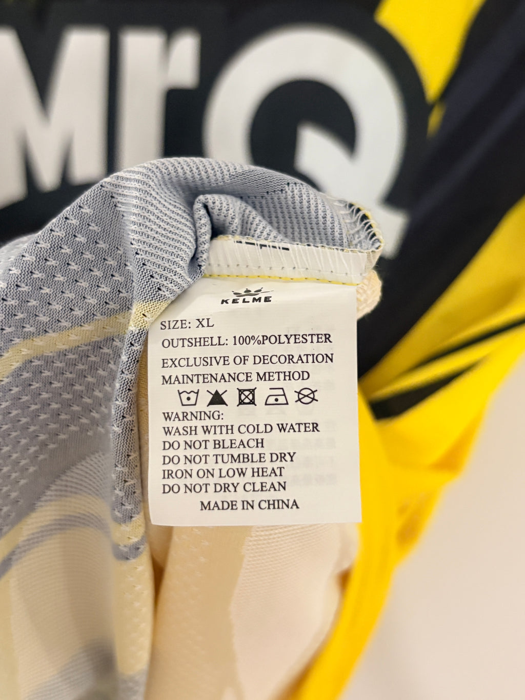 FC Watford Heim Trikot 2023/2024 XL BNWT/Neu mit Etikett