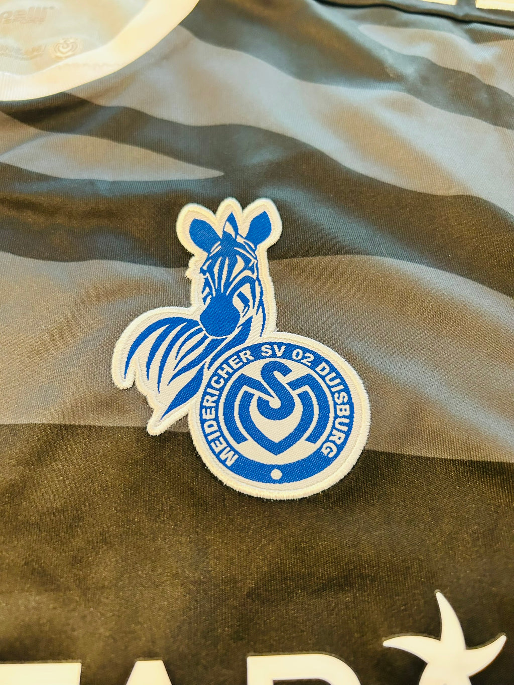 MSV Duisburg Trikot 2020/2021 M #6 Marvin Bakalorz Matchworn