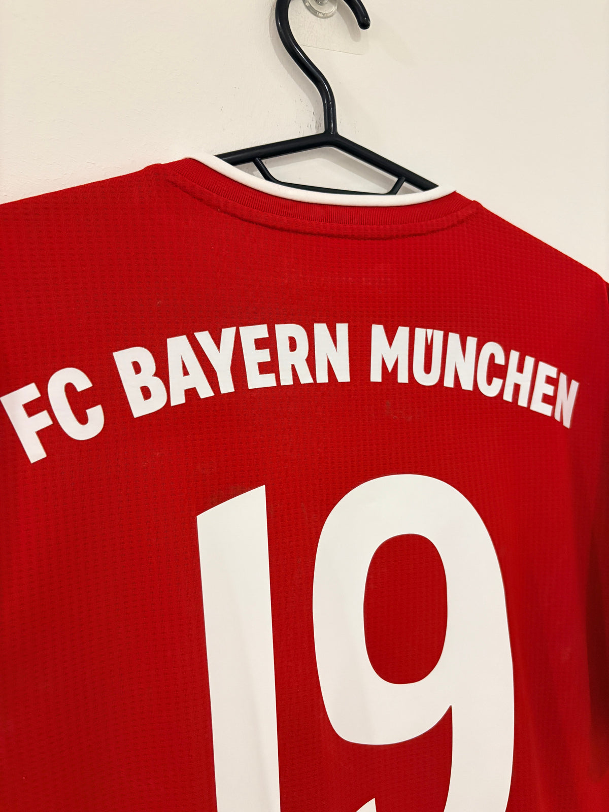 FC Bayern München Heim Trikot 2020/2021 M #19 Alphonso Davies
