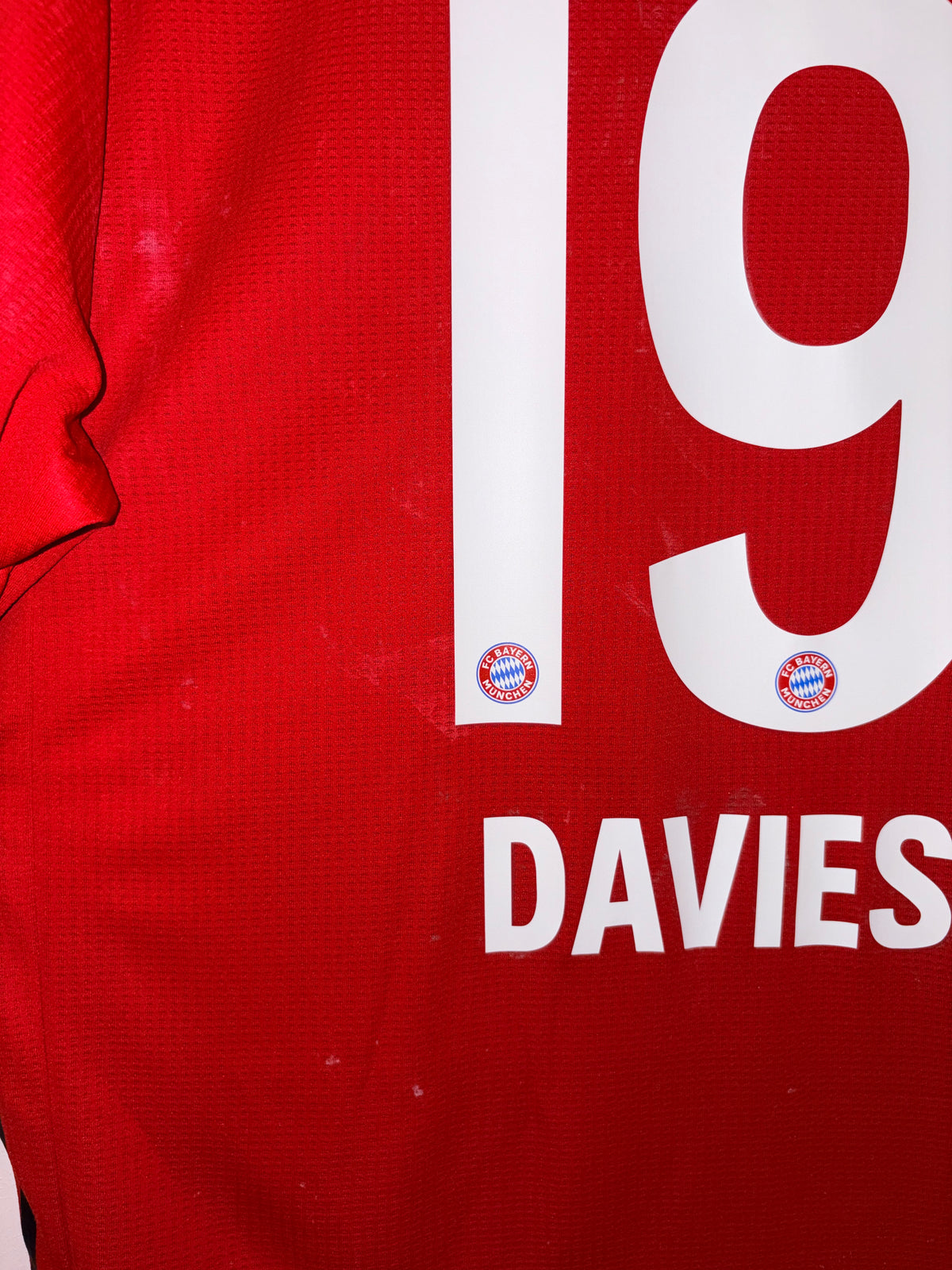 FC Bayern München Heim Trikot 2020/2021 M #19 Alphonso Davies