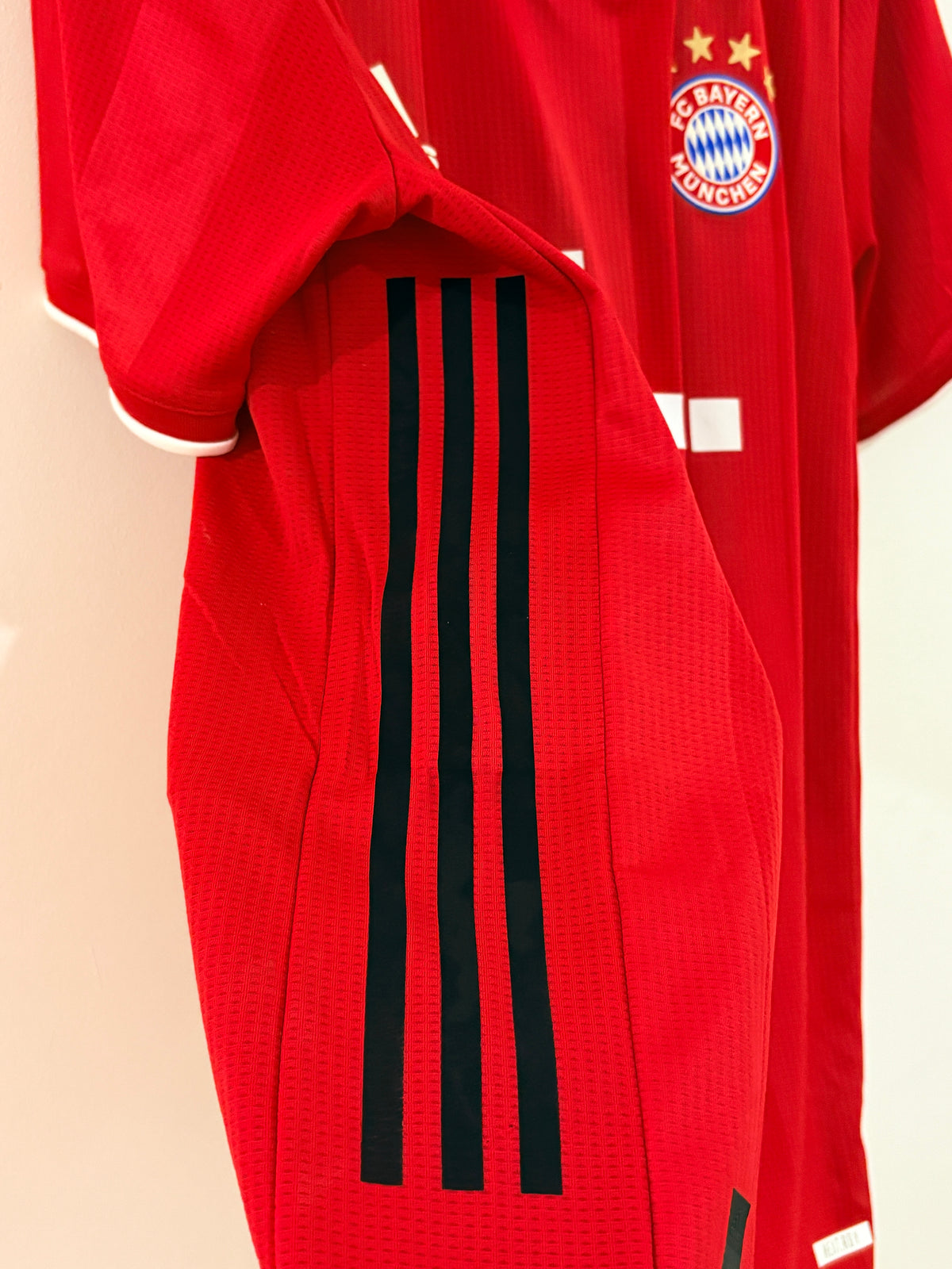 FC Bayern München Heim Trikot 2020/2021 M #19 Alphonso Davies