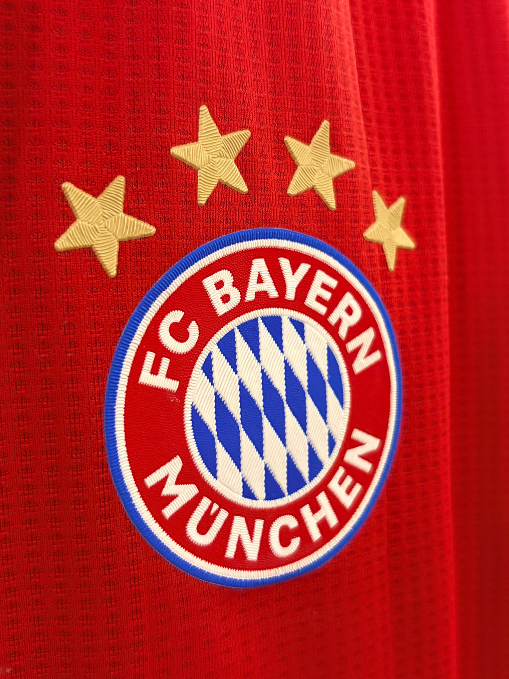 FC Bayern München Heim Trikot 2020/2021 M #19 Alphonso Davies