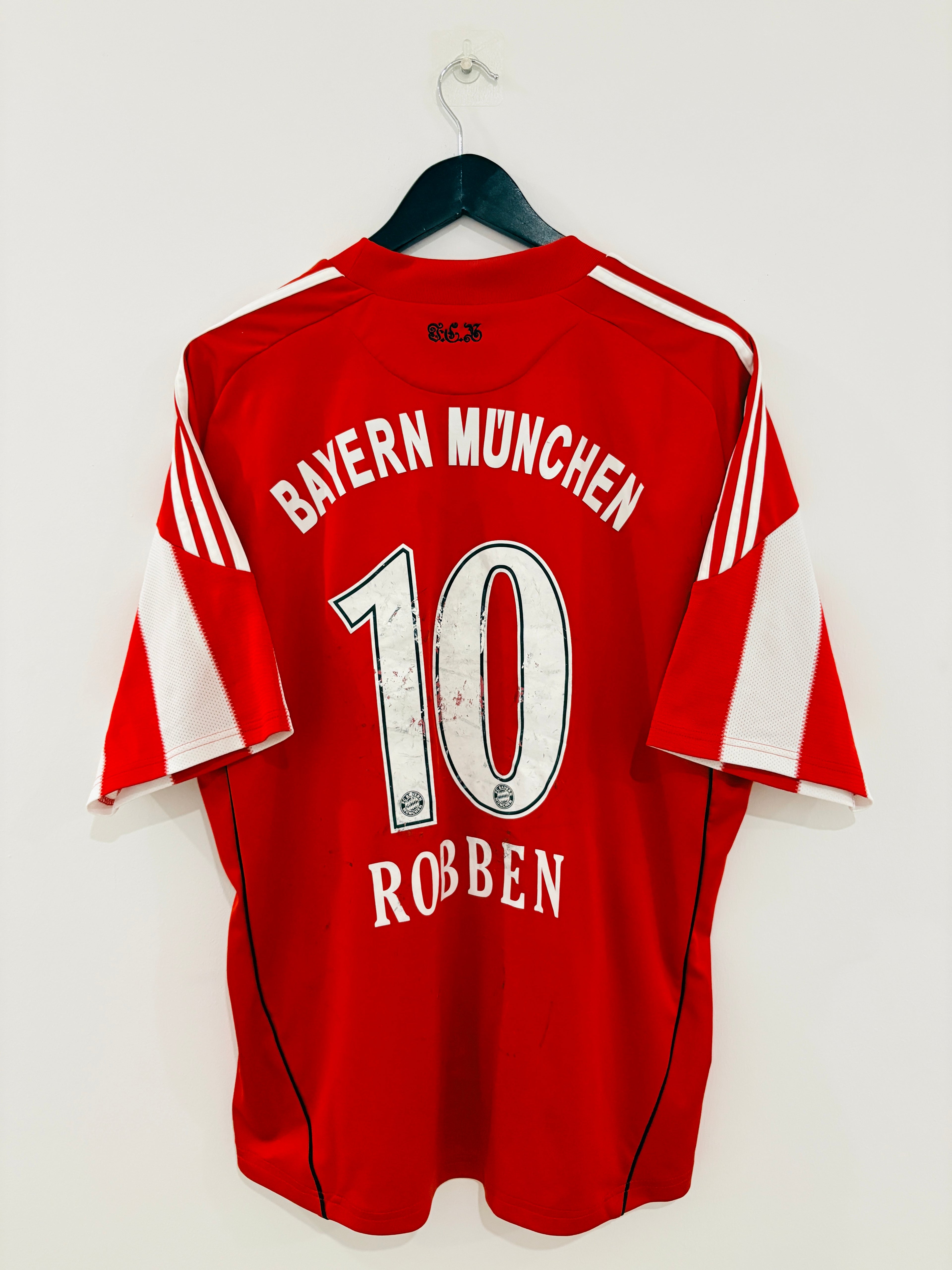FC Bayern München Trikot 2010/2011 XL #10 Arjen Robben