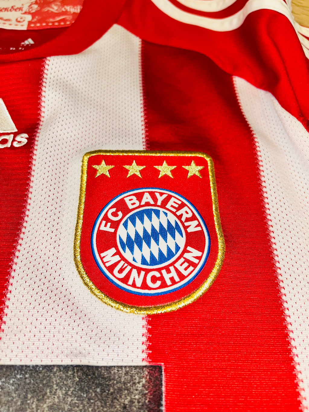FC Bayern München Trikot 2010/2011 M #10 Arjen Robben
