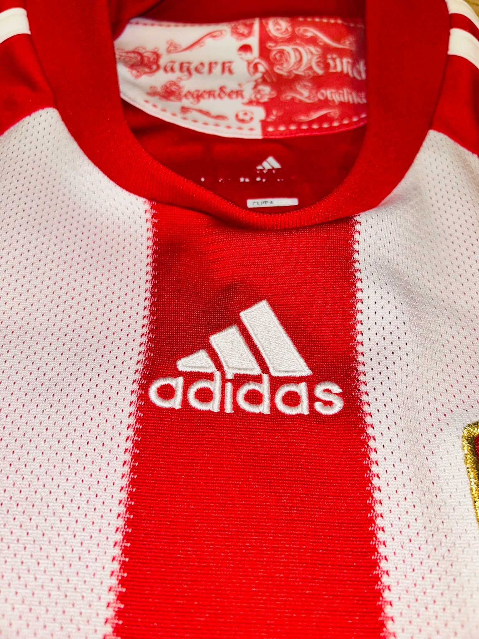 FC Bayern München Trikot 2010/2011 M #10 Arjen Robben