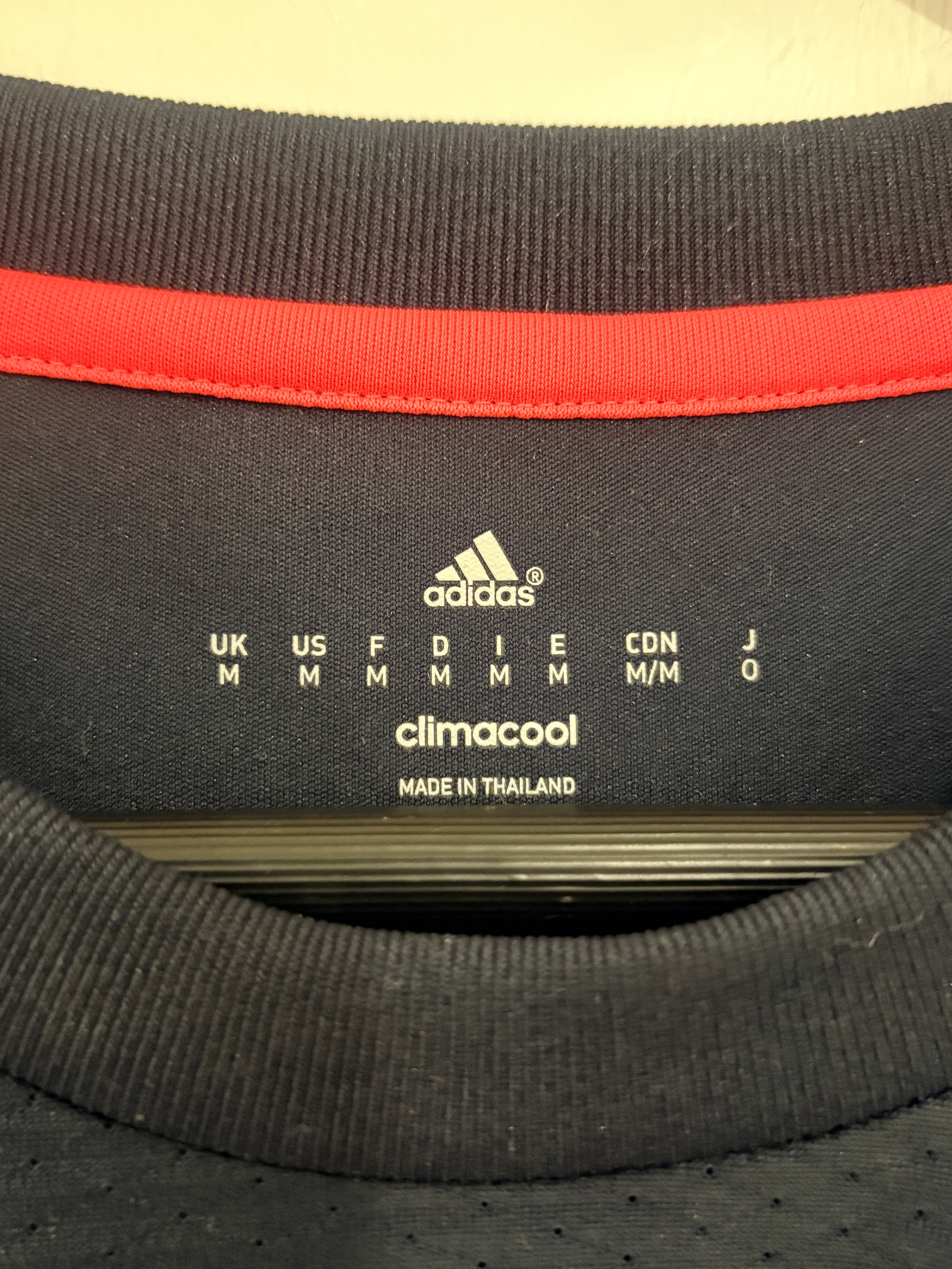 FC Bayern München Trikot 2015/2016 M #27 David Alaba