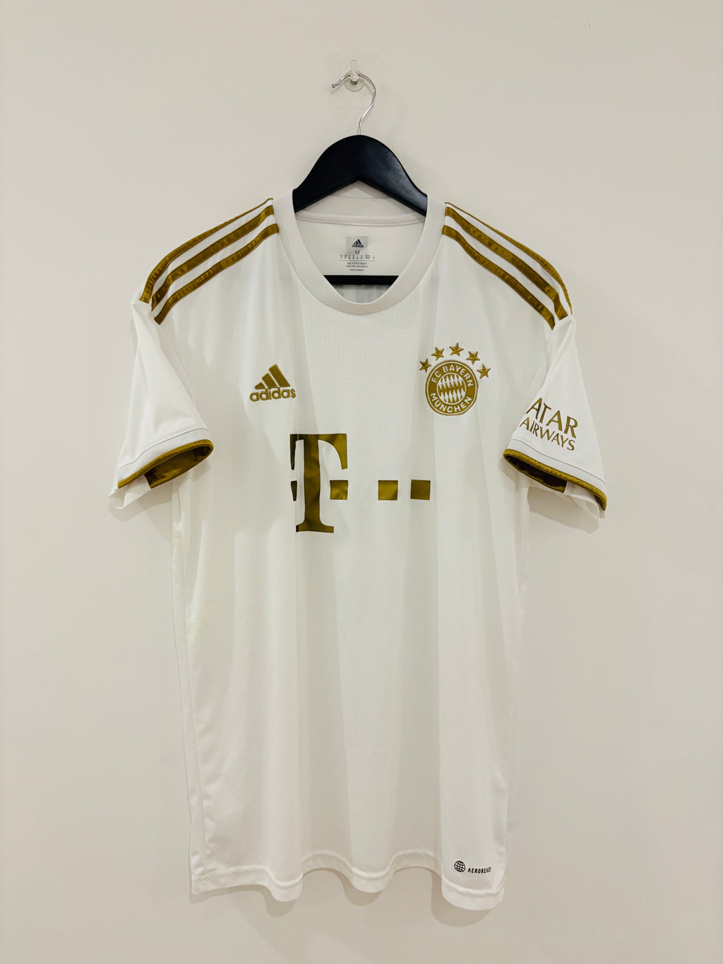 FC Bayern München Trikot 2022/2023 M #17 Sadio Mané