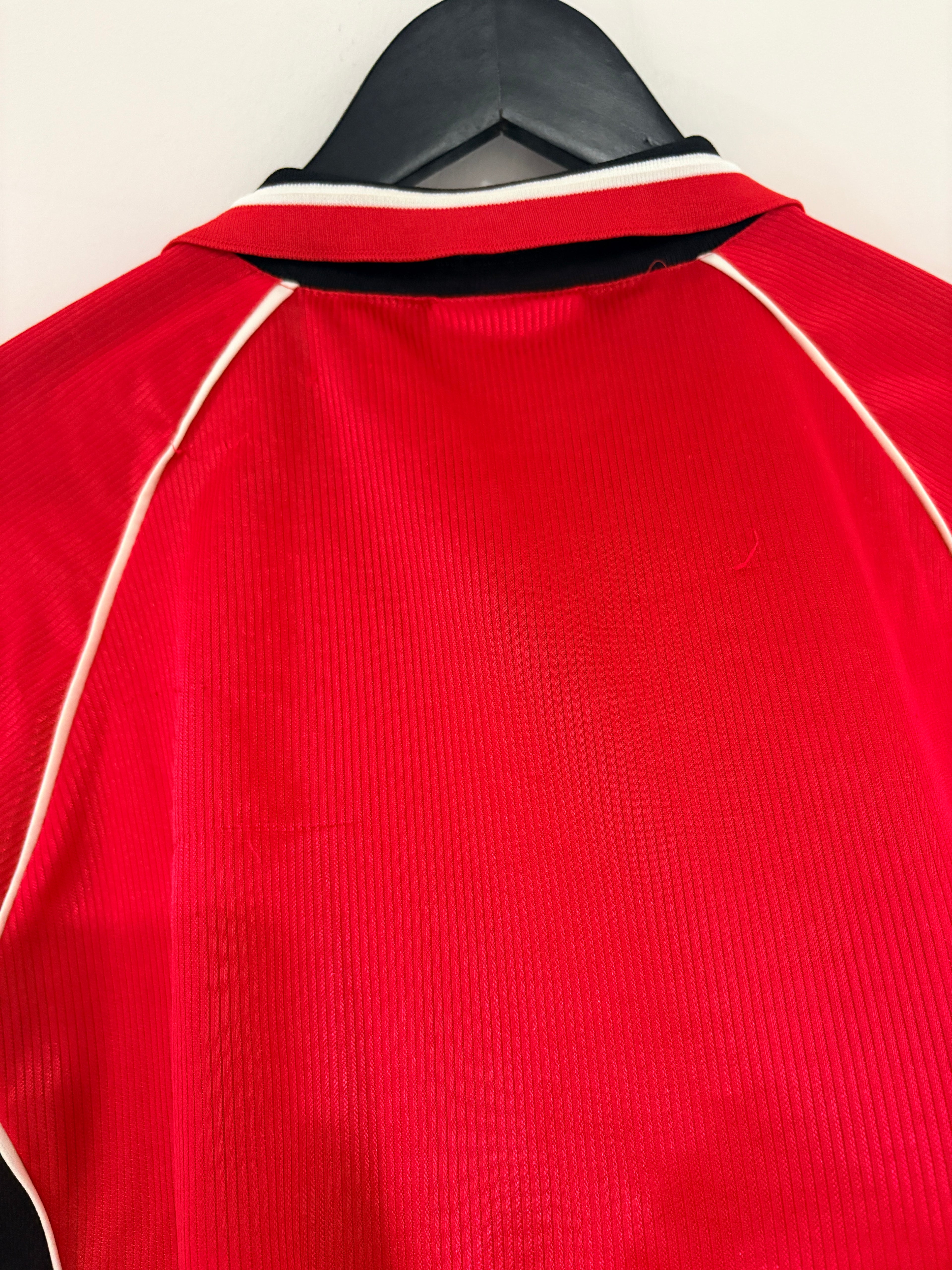 SG Eintracht Frankfurt Trikot 1998/1999 S (schwarzer Sponsor/VIAG Interkom)